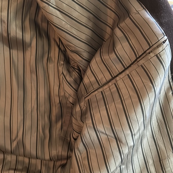 Excellent condition suit jacket. Fenn Wright and Mansons suit jacket brown smal - Picture 3 of 4